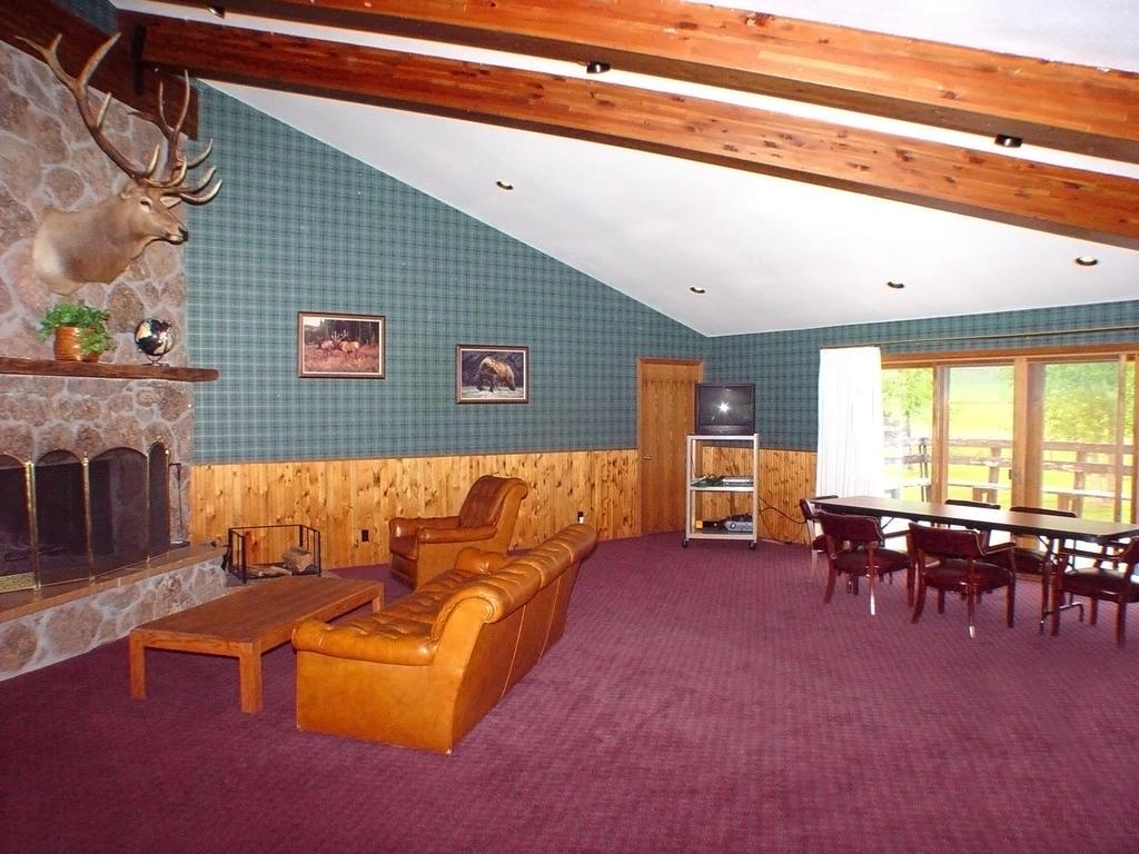 The Ranch At Ucross Hotel Room photo